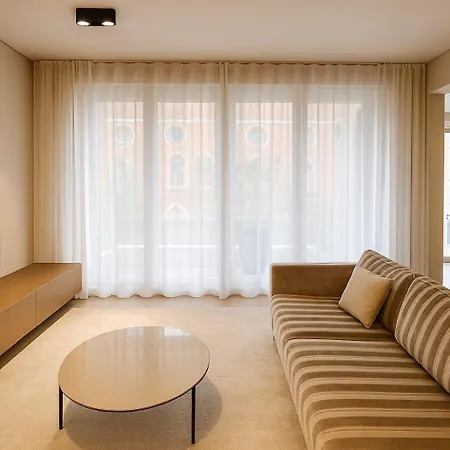 Luxury In Milan, Unbeatable Spot ミラノ